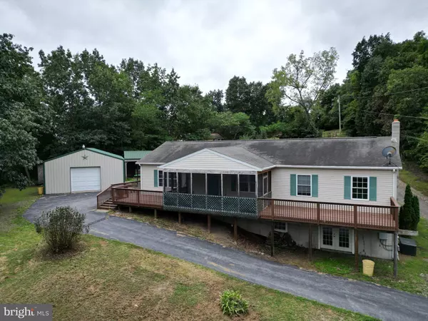 Hedgesville, WV 25427,1041 PUFFENBURGER LN