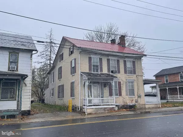 Arendtsville, PA 17303,16 W MAIN ST