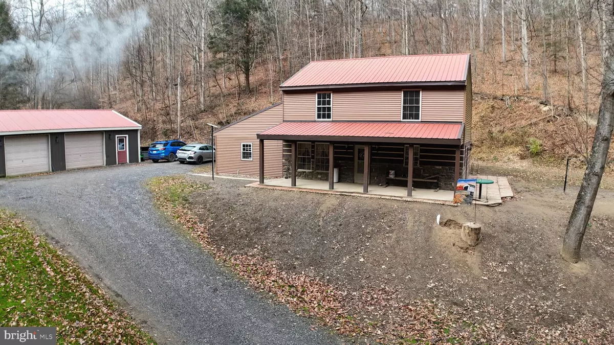 Honey Grove, PA 17035,1245 THOMPSON HOLLOW LN