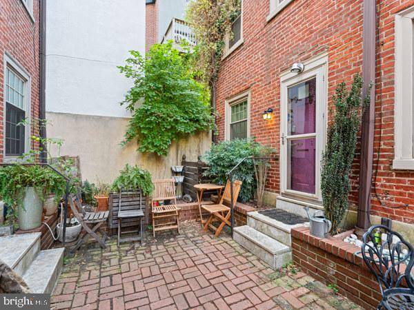 Philadelphia, PA 19147,228 CATHARINE ST #3