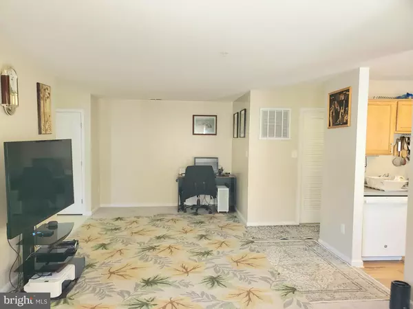 Alexandria, VA 22306,7503-H CALDERON CT #236