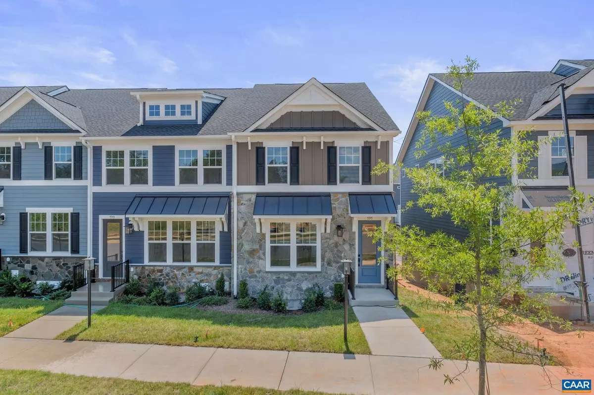 Crozet, VA 22932,797 PARK RIDGE DR