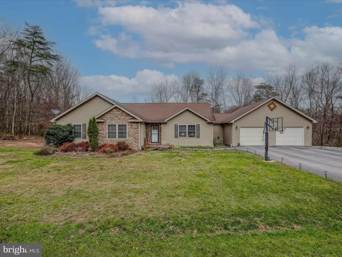 Berkeley Springs, WV 25411,247 PINE ACRE LN