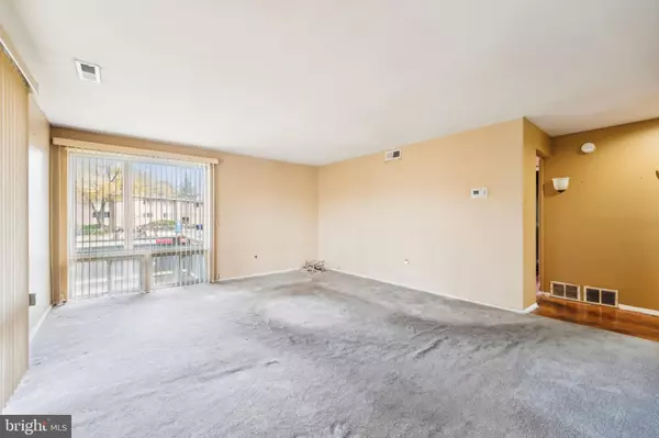 District Heights, MD 20747,7330 DONNELL PL #APT B8