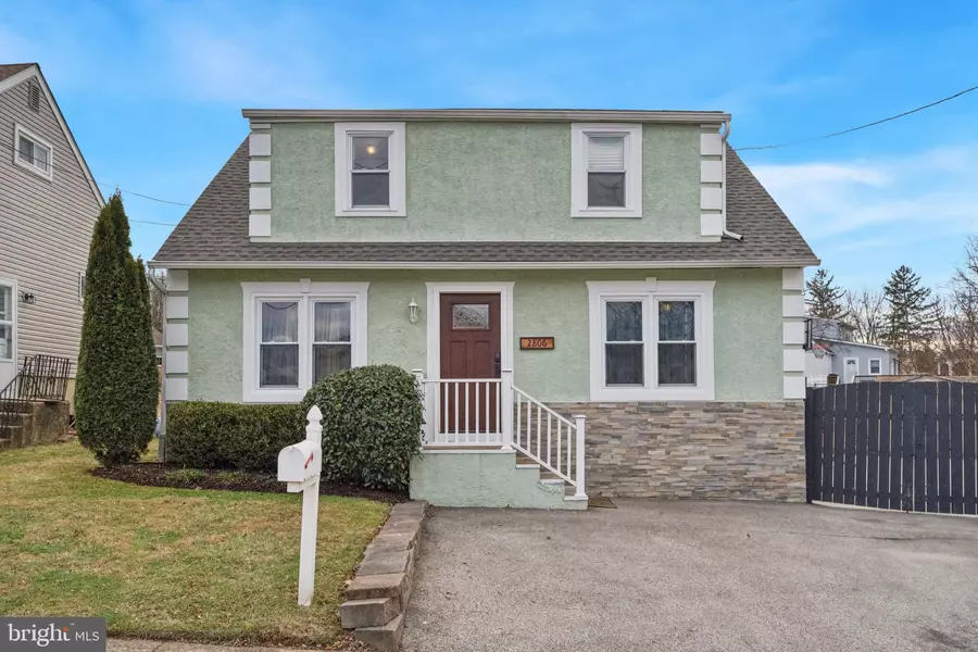 2806 MEYER AVE, Glenside, PA 19038