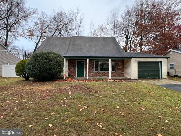 40 ESSEX LN, Willingboro, NJ 08046