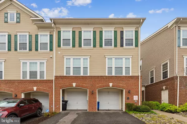 3538 HUNTLEY MANOR LN #133B, Alexandria, VA 22306