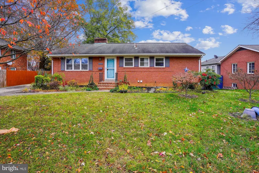 6123 HIBBLING AVE, Springfield, VA 22150