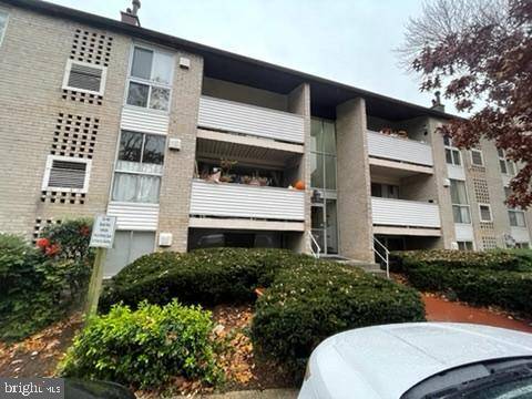 5616 BLOOMFIELD DR #204, Alexandria, VA 22312