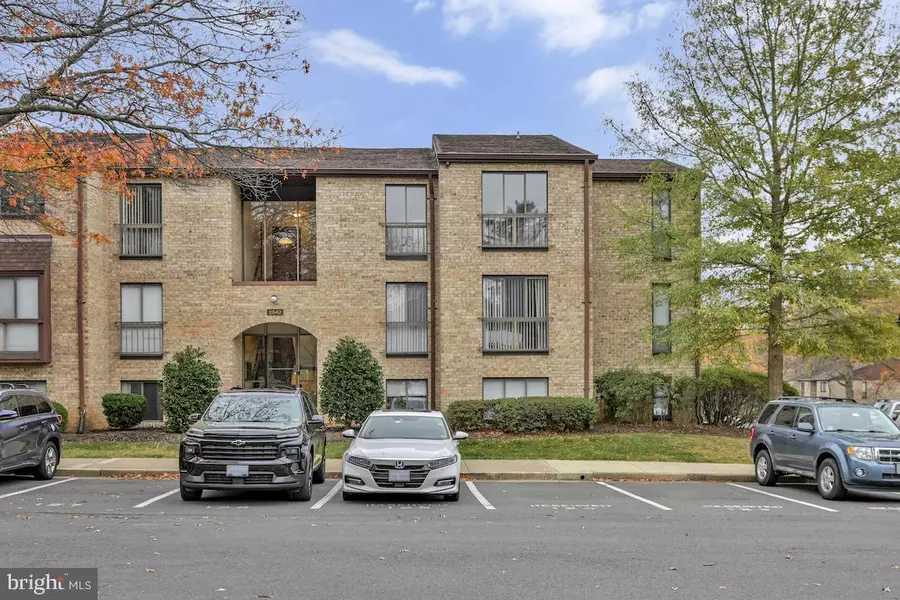 2042 ROYAL FERN CT #22C, Reston, VA 20191