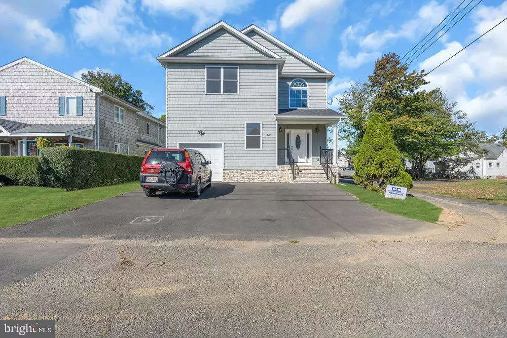 Long Branch, NJ 07740,162 CHERRY ST