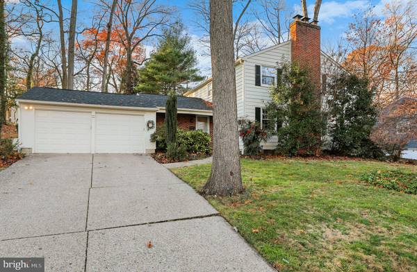 203 HERITAGE RD, Cherry Hill, NJ 08034