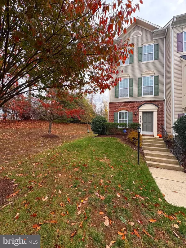 4218 POTOMAC HIGHLANDS CIR, Triangle, VA 22172