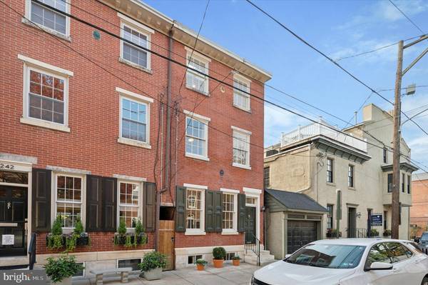 244 QUEEN ST, Philadelphia, PA 19147