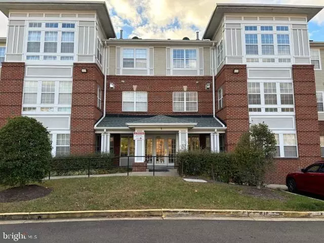 1 CAMERON GROVE BLVD #202, Upper Marlboro, MD 20774