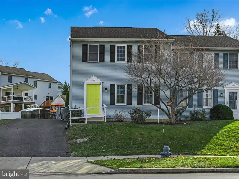 279 MANHEIM ST, Mount Joy, PA 17552