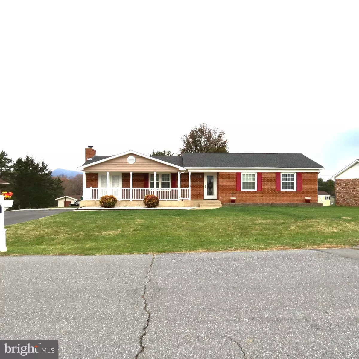 Luray, VA 22835,9 SPRINGVIEW BLVD