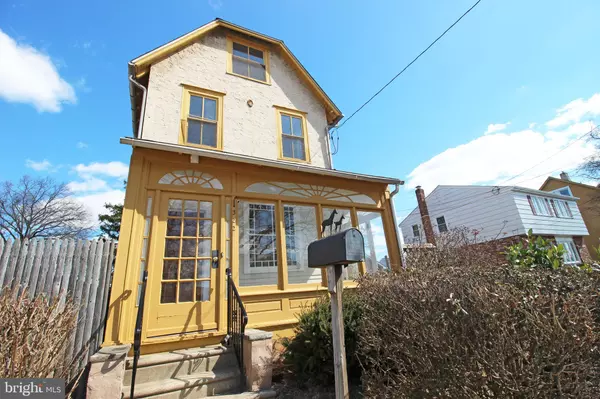 Folsom, PA 19033,322 RIDLEY AVE