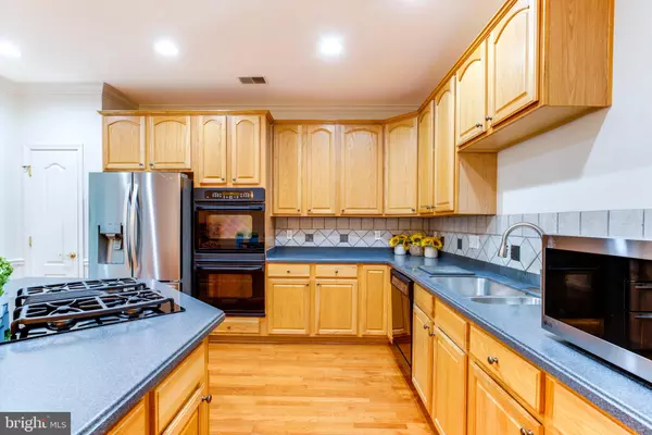 Centreville, VA 20120,5352 BLUE ASTER CIR