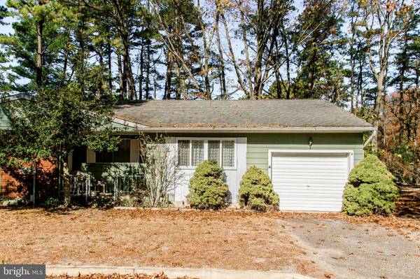 3 NEW HAMPSHIRE LN #A, Whiting, NJ 08759