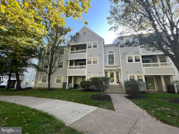 8352 MONTGOMERY RUN RD #E, Ellicott City, MD 21043