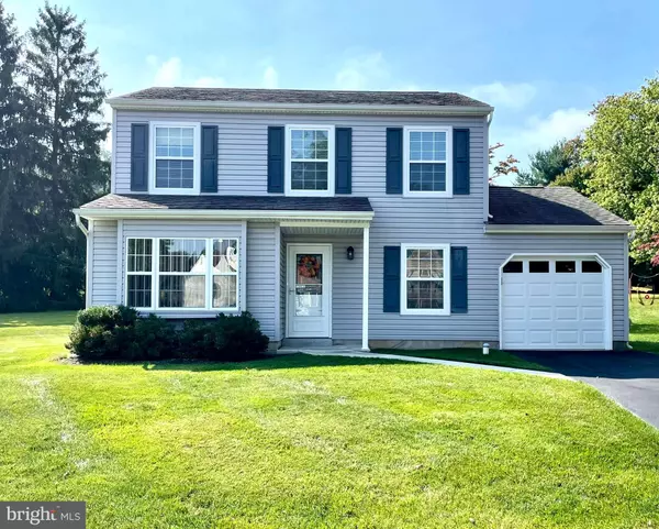 1322 LAWSON LN, Downingtown, PA 19335