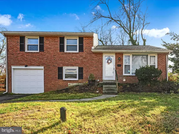 512 KENNERLY RD, Springfield, PA 19064