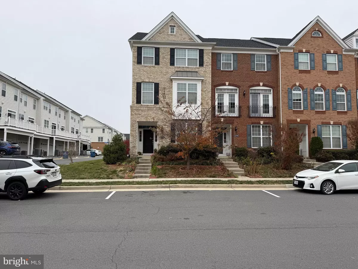 Ashburn, VA 20148,42994 ROSEMOUNT WOODS TER