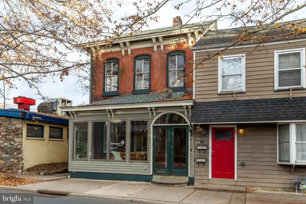 Lambertville, NJ 08530,24 N MAIN ST