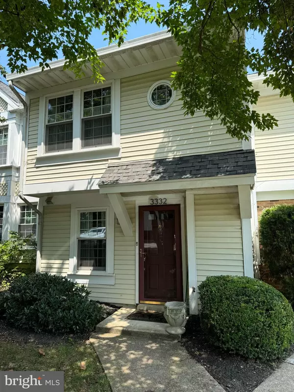 3332 LAKESIDE VIEW DR #4-7, Falls Church, VA 22041