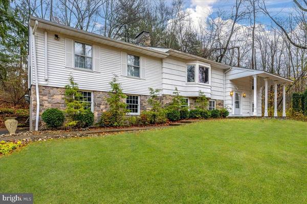 42 MILL RD, Lambertville, NJ 08530