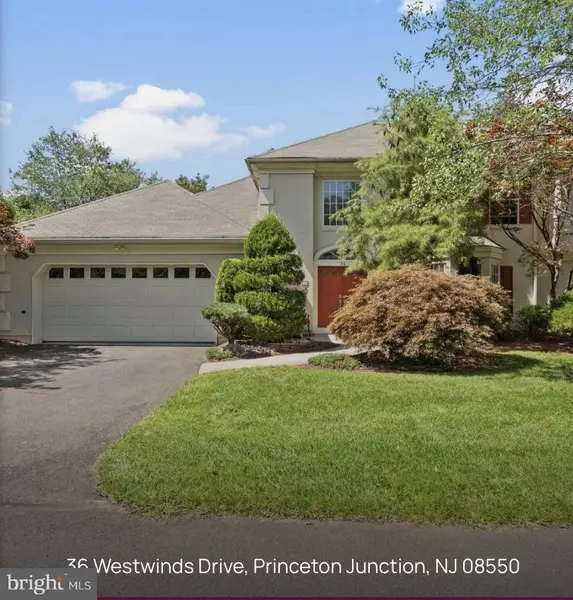 36 WESTWINDS DR, Princeton Junction, NJ 08550