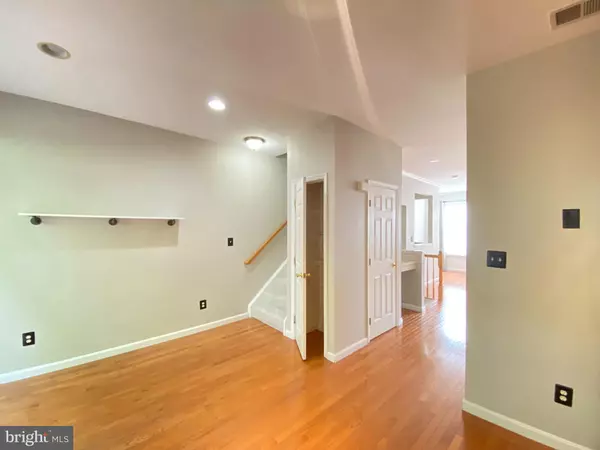 Alexandria, VA 22309,8513 TOWNE MANOR CT