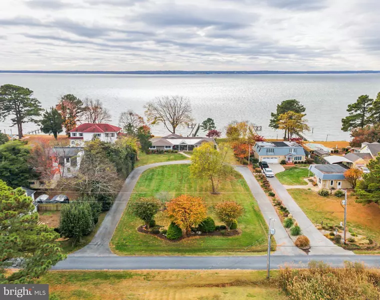 38095 BEACH RD, Coltons Point, MD 20626