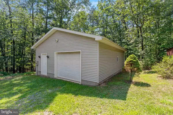 Great Cacapon, WV 25422,6189 MILO SCHOOL RD