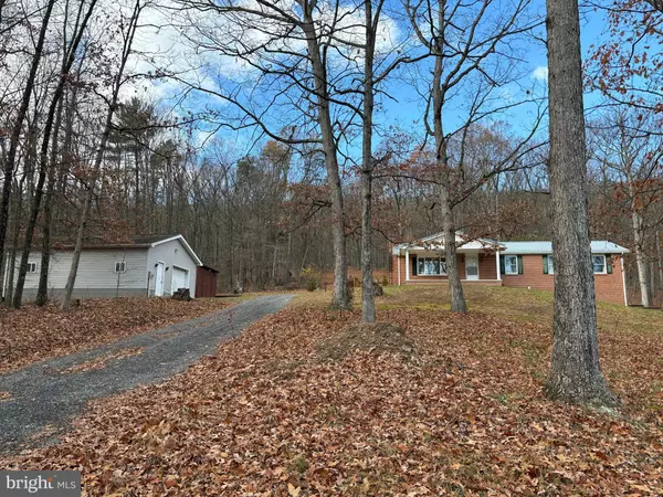6189 MILO SCHOOL RD, Great Cacapon, WV 25422
