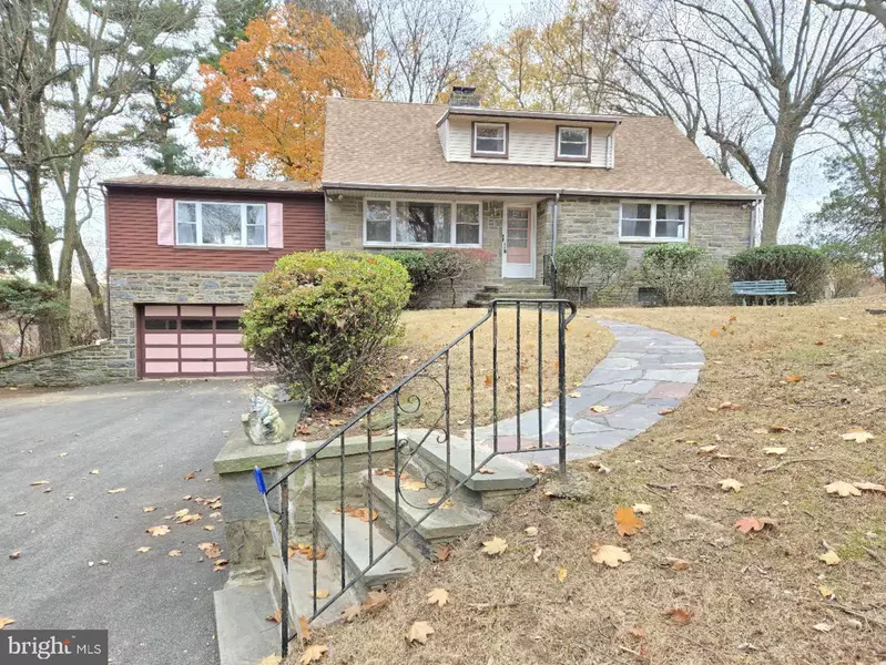 34 TOWNSHIP LINE RD, Elkins Park, PA 19027