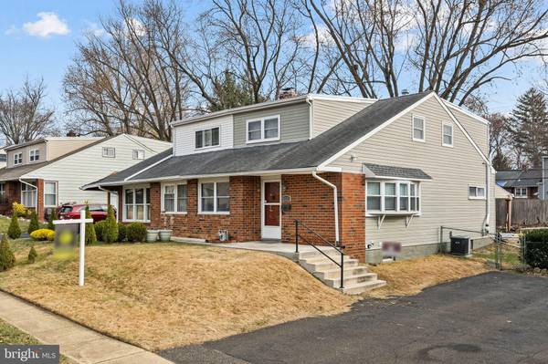 1527 ARLINE AVE, Abington, PA 19001