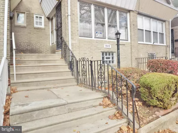 5909 NASSAU RD, Philadelphia, PA 19151