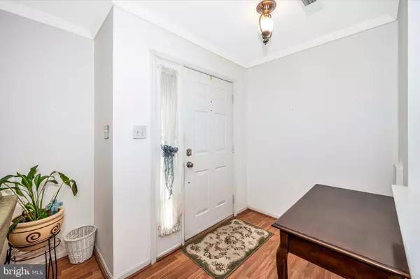 Frederick, MD 21701,2601 S EVERLY DR #9   7