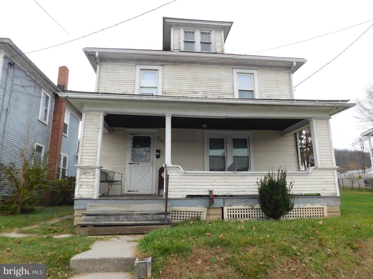 Lewistown, PA 17044,819 WEST FOURTH STREET