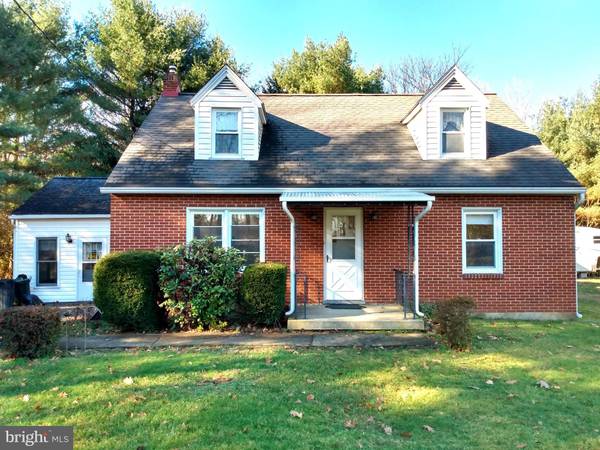 137 SILOAM RD, Chambersburg, PA 17201