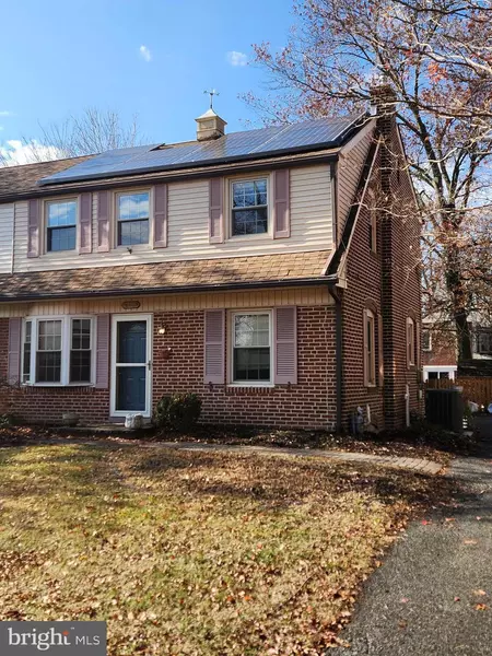 305 VILLAGE RD, Wilmington, DE 19805