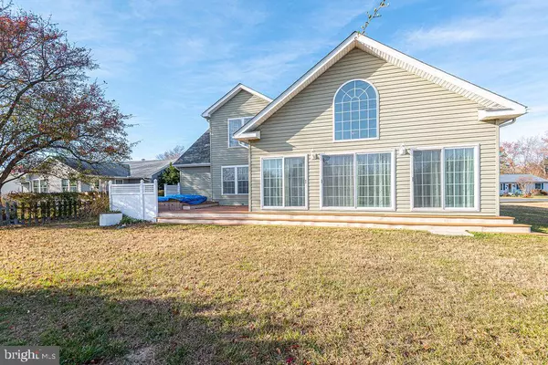 Ocean View, DE 19970,6 S PRIMROSE LN