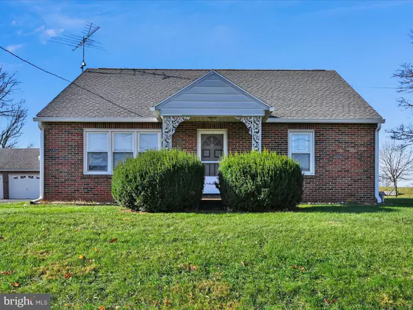 16 PINE ST,  Jacobus,  PA 17407