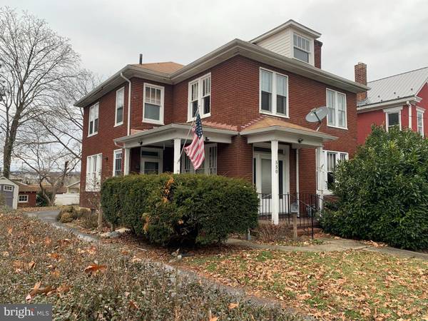 550 N HANOVER ST, Carlisle, PA 17013