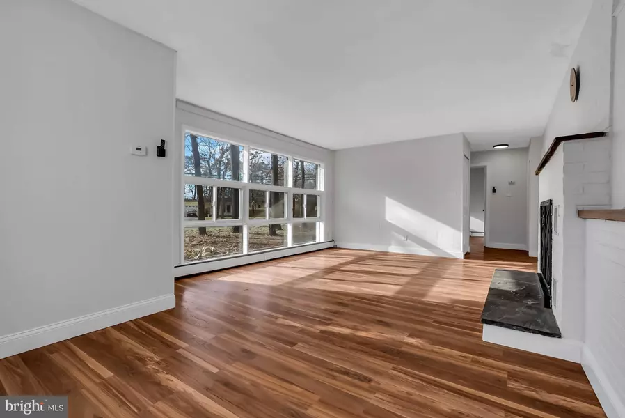 3 FOREST RD, Browns Mills, NJ 08015