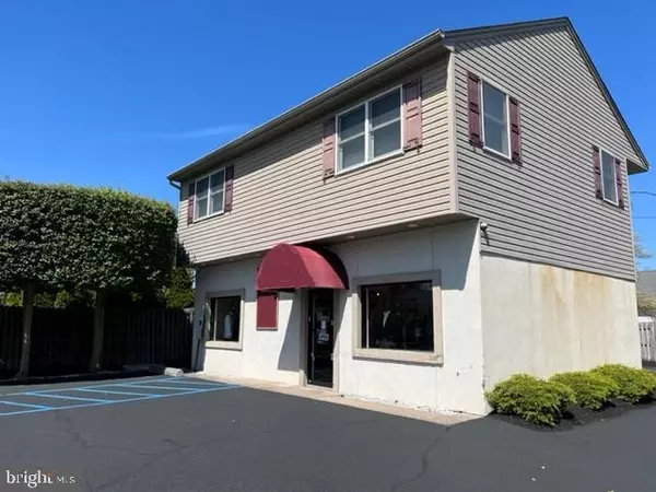 140 ROUTE 33, Hamilton, NJ 08619