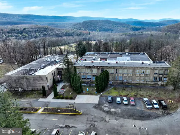 New Philadelphia, PA 17959,15 ALLIANCE ST