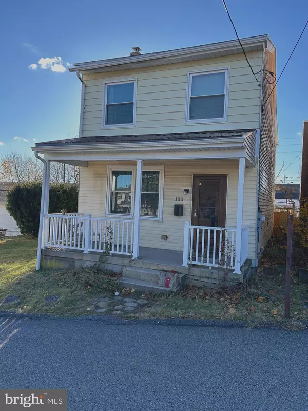 108 S MIDDLE ST, Frackville, PA 17931